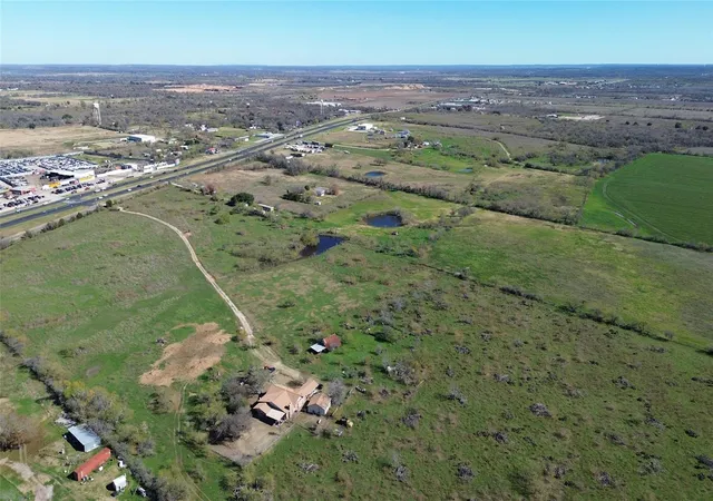 Photo 4 of Land for sale at 16001 Richards Dr, Del Valle, TX 78617 | MLS# 7718877 | Listing updated on 2026-04-17