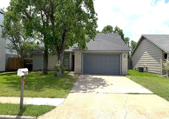 1st image of 1307 Wroxton Wy, Round Rock, TX 78664 | MLS# 2823072
