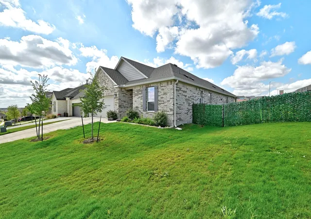 Photo 3 of Single family home for sale at 7201 Calliope Xing, Austin, TX 78744 | MLS# 6557244 | Listing updated on 2026-09-01