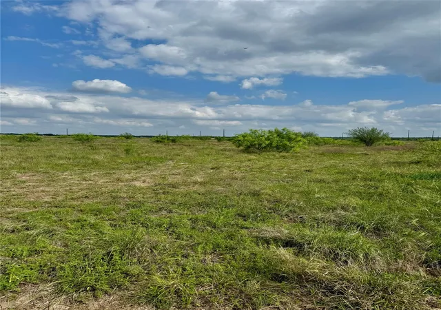 3rd image of Tbd Lot 14 Cr 473, Thrall, TX 76578 | MLS# 3332304