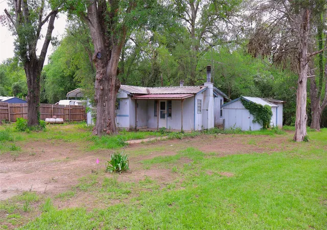 1st image of 175 Ash St, Bastrop, TX 78602 | MLS# 8437866