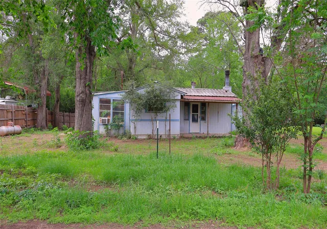 2nd image of 175 Ash St, Bastrop, TX 78602 | MLS# 8437866