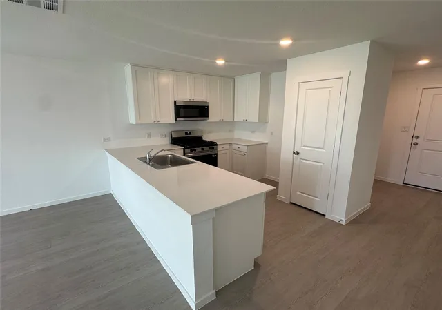 Photo 2 of Single family home for sale at 133 Navidad River Dr, San Marcos, TX 78666 | MLS# 3061097 | Listing updated on 2026-09-22