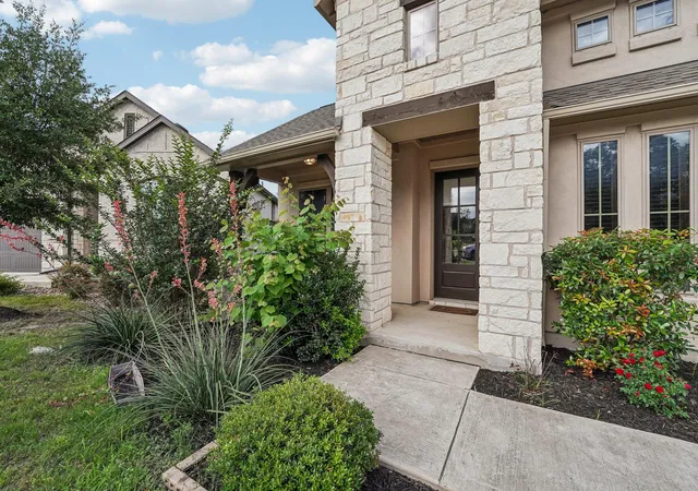 Photo 3 of Single family home for sale at 207 Mineral River Loop, Kyle, TX 78640 | MLS# 2772246 | Listing updated on 2026-09-29