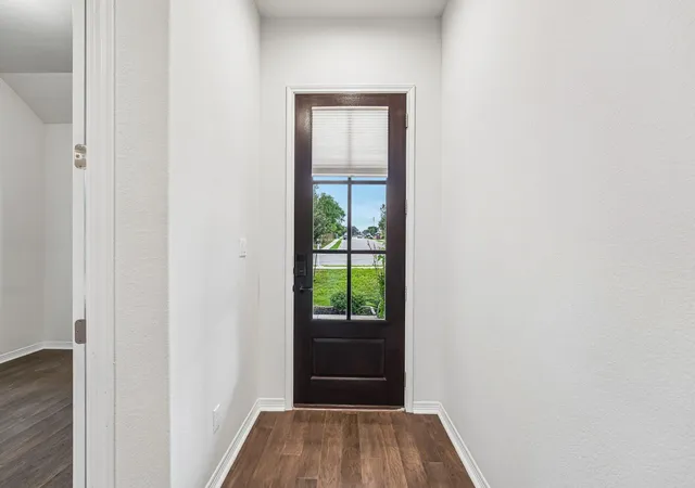 Photo 4 of Single family home for sale at 207 Mineral River Loop, Kyle, TX 78640 | MLS# 2772246 | Listing updated on 2026-09-29