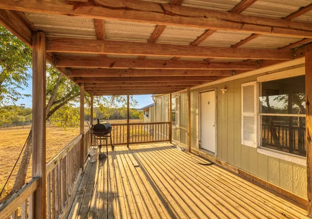2nd image of 645 Old Luling Rd, Lockhart, TX 78644 | MLS# 8352715