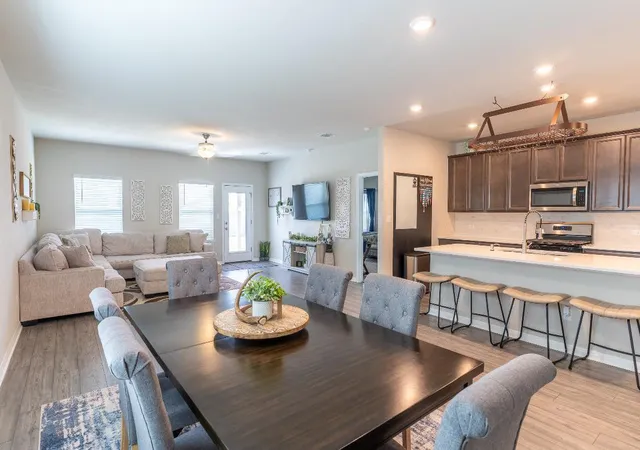 Photo 3 of Single family home for sale at 600 Loriner Way, Liberty Hill, TX 78642 | MLS# 6963660 | Listing updated on 2026-05-15