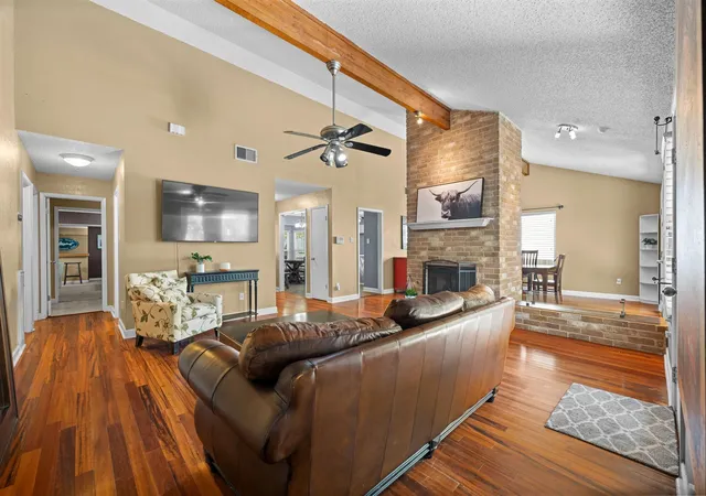 Photo 3 of Single family home for sale at 5810 Secrest Dr, Austin, TX 78759 | MLS# 8657587 | Listing updated on 2026-09-23