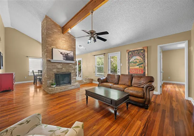Photo 4 of Single family home for sale at 5810 Secrest Dr, Austin, TX 78759 | MLS# 8657587 | Listing updated on 2026-09-23