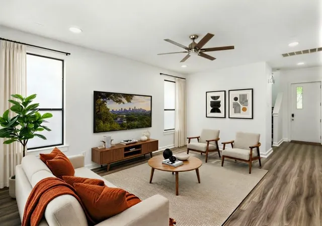 Photo 1 of Single family home for sale at 2815 Corbin Ln, Austin, TX 78704 | MLS# 2515085 | Listing updated on 2026-10-06