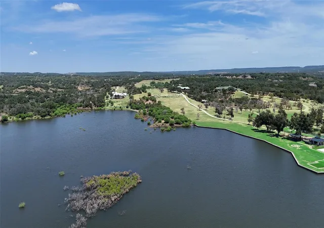 16th image of 281 Chimney Cove Dr, Marble Falls, TX 78654 | MLS# 4218203