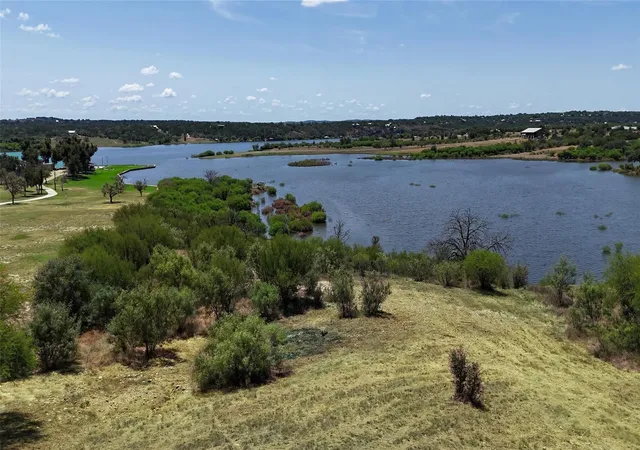 3rd image of 281 Chimney Cove Dr, Marble Falls, TX 78654 | MLS# 4218203