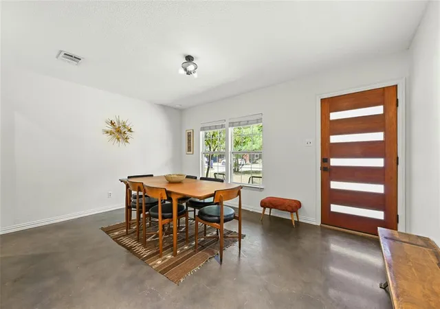 2nd image of 8415 Bowling Green Dr, Austin, TX 78757 | MLS# 3122895
