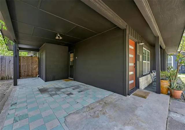 24th image of 8415 Bowling Green Dr, Austin, TX 78757 | MLS# 3122895