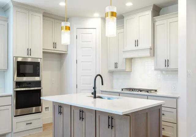 Photo 3 of Single family home for sale at 512 Summer Pl Ln, Georgetown, TX 78628 | MLS# 5065880 | Listing updated on 2026-09-20