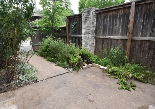 37th image of 2000 Millay Dr, Austin, TX 78752 | MLS# 6016806