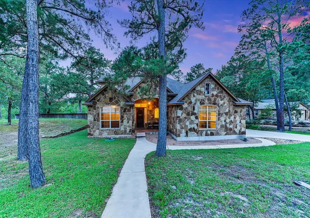 1st image of 344 Tahitian Dr, Bastrop, TX 78602 | MLS# 4829176