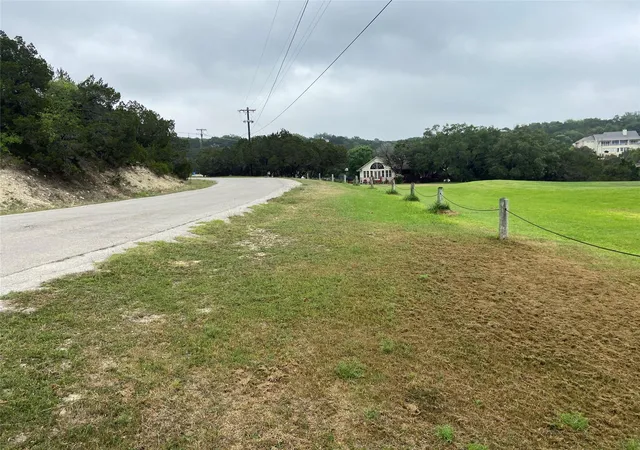 Homes for sale in Lago Vista, TX | 5615 Clubhouse Dr, Lago Vista, TX 78645 | MLS# 3179831
