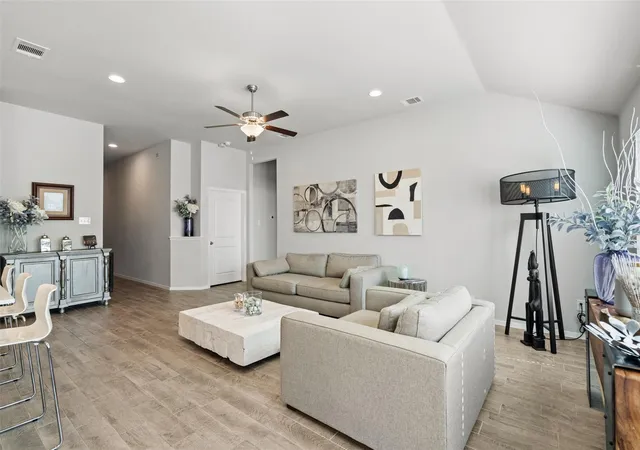 5th image of 4302 Liberty Ln, Lago Vista, TX 78645 | MLS# 1536744