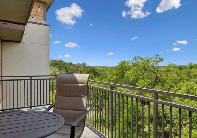 2nd image of 1900 Barton Springs Rd #5032, Austin, TX 78704 | MLS# 2893154