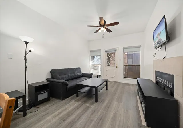 4th image of 806 W 24Th St, Austin, TX 78705