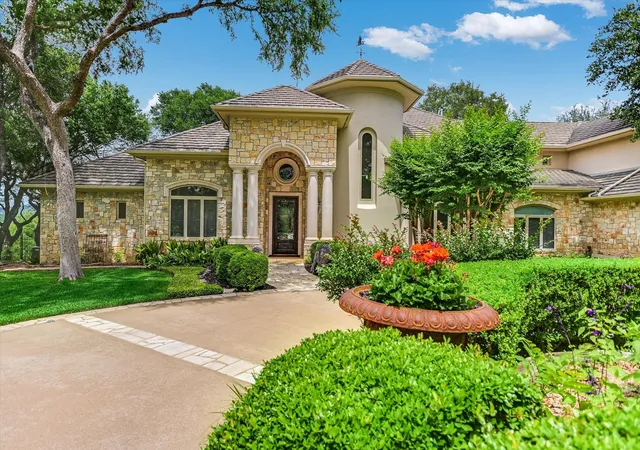 1st image of 4646 Rockcliff Rd, Austin, TX 78746 | MLS# 7001837