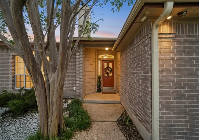 4th image of 21142 Northland Dr, Lago Vista, TX 78645 | MLS# 6734581