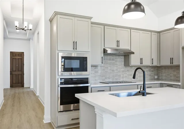 Photo 3 of Sale Pending at 619 Breeze Holw Ln, Georgetown, TX 78628 | MLS# 1482876 | Listing updated on 2026-10-02
