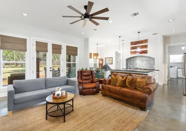 Photo 3 of Single family home for sale at 2 Senisa Ln, Wimberley, TX 78676 | MLS# 7403736 | Listing updated on 2026-07-30