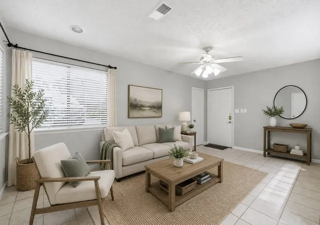 3rd image of 421 W San Antonio St #A2, San Marcos, TX 78666 | MLS# 5406721