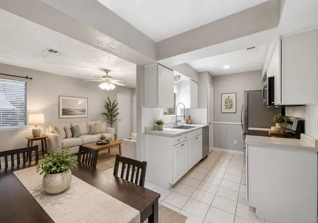 4th image of 421 W San Antonio St #A2, San Marcos, TX 78666 | MLS# 5406721