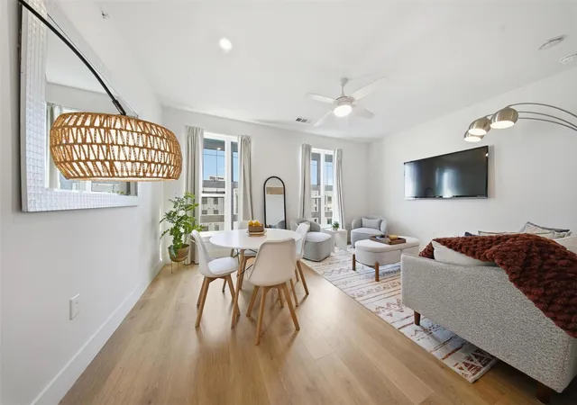 5th image of 1701 Simond Ave #615, Austin, TX 78723 | MLS# 3886604