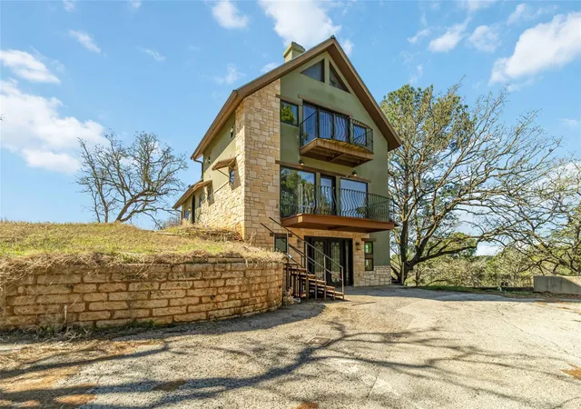 1st image of 128 Kaupo Dr, Bastrop, TX 78602 | MLS# 1238362