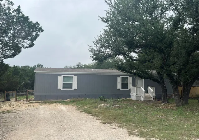 Homes for sale in Canyon Lake, TX | 1086 Pecan Cir, Canyon Lake, TX 78133 | MLS# 7994056