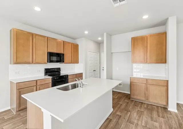 Photo 4 of Sale Pending at 13305 Underbank Rd, Pflugerville, TX 78660 | MLS# 7552290 | Listing updated on 2026-08-24