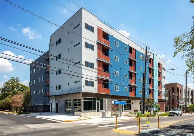 Listing Photo 1 - Condo for sale in building located at 1309 Chicon St, Austin, TX 78702 - Unit #401