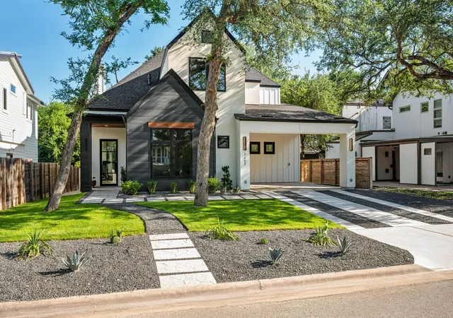 2nd image of 2603 Sol Wilson Ave, Austin, TX 78702 | MLS# 4970997