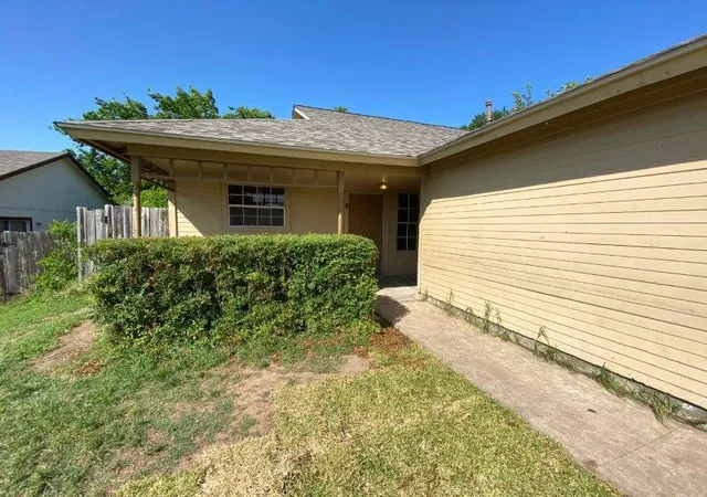 2nd image of 11902 Sunhillow Bnd, Austin, TX 78758 | MLS# 8469208