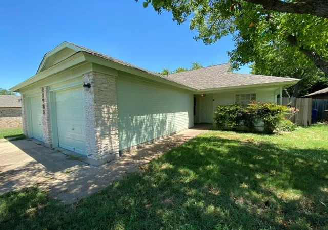 3rd image of 11902 Sunhillow Bnd, Austin, TX 78758 | MLS# 8469208