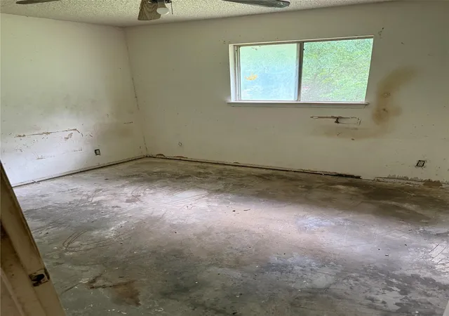 16th image of 1303 Falcon Cv, Austin, TX 78745 | MLS# 6361594
