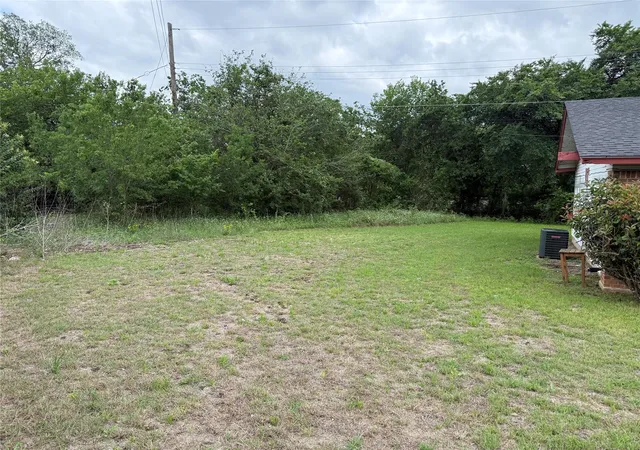 5th image of 1303 Falcon Cv, Austin, TX 78745 | MLS# 6361594