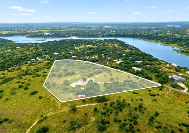 Photo 1 of Single family home for sale at 312 Paleface Point Dr, Spicewood, TX 78669 | MLS# 8116473 | Listing updated on 2026-07-02