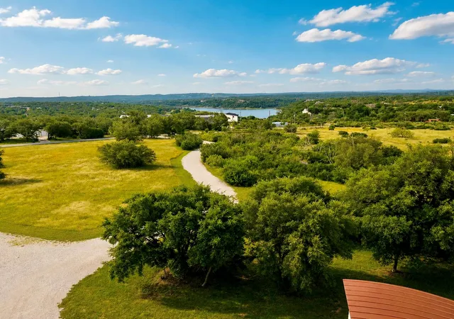 Photo 2 of Single family home for sale at 312 Paleface Point Dr, Spicewood, TX 78669 | MLS# 8116473 | Listing updated on 2026-07-02