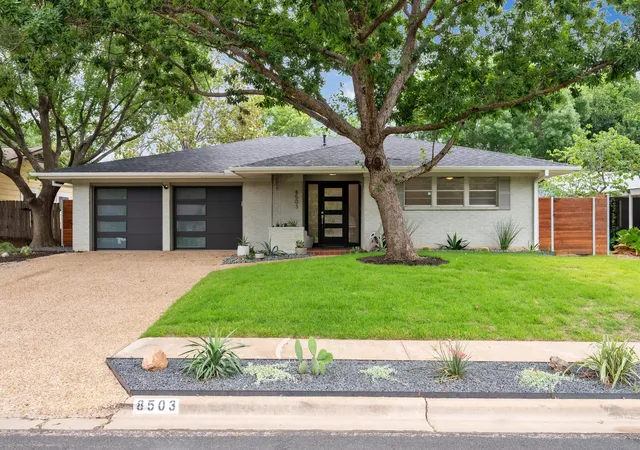 Photo 1 of Single family home for sale at 8503 Daleview Dr, Austin, TX 78757 | MLS# 2496026 | Listing updated on 2026-10-01
