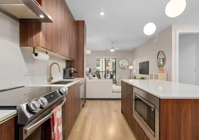3rd image of 1701 Simond Ave #215, Austin, TX 78723 | MLS# 5645980
