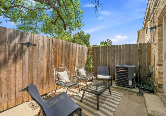 2nd image of 2300 Hancock Dr, Austin, TX 78756