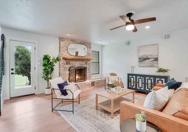 3rd image of 56 Woodcreek Dr, Wimberley, TX 78676 | MLS# 6081230