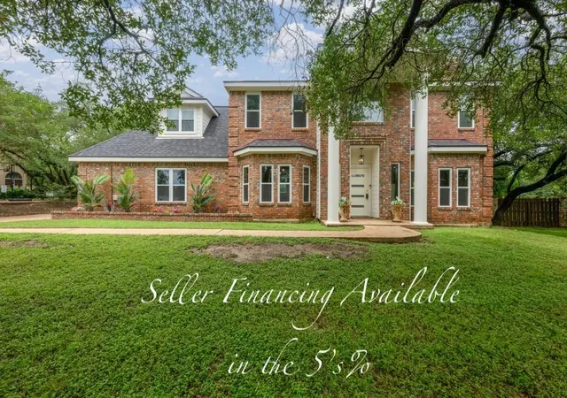 Photo 2 of Single family home for sale at 117 Medalist St, Lakeway, TX 78734 | MLS# 7495619 | Listing updated on 2026-08-28