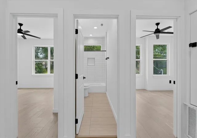 30th image of 5305 Ledesma Rd #1, Austin, TX 78721 | MLS# 3774212
