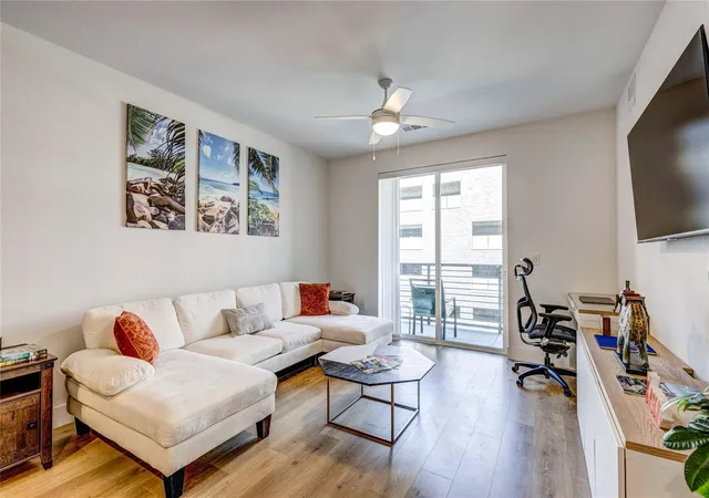 2nd image of 1701 Simond Ave #301, Austin, TX 78723 | MLS# 1003975